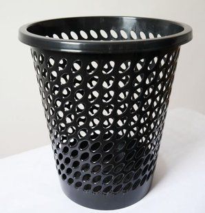 Пластиковий кошик для сміття офісний 10 л, чорний