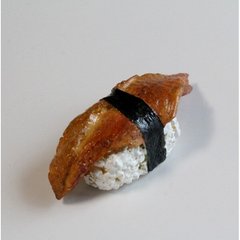 Муляж Нигири-суши с угрем 1 шт