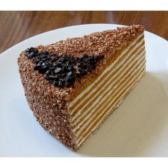 Муляж Шматок торта Медовик