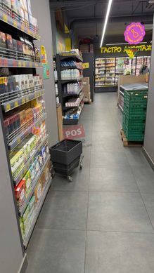 Комплект для магазину 5 кошиків з підставкою на колесах, Темно-сірий